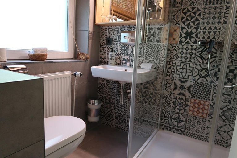 Bathroom 3, Lodge Hotel Heiligendamm- digitales & rezeptionsloses Hotel, Rostock