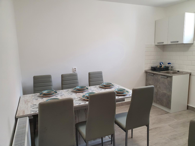 Others 3, Familia Apartman Cserkeszolo, Kunszentmárton
