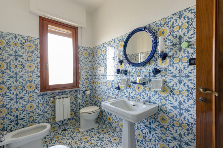 Bathroom 5, JOIVY Front Sea Apt With Big Terrace In Chiavari, Genova
