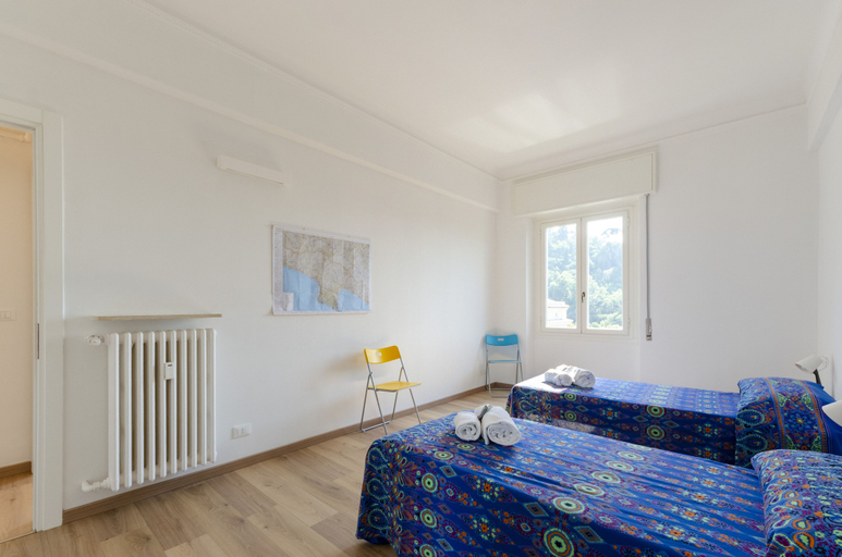 Room 2, JOIVY Bright Apt For 5, Near Beach, In Camogli, Genova
