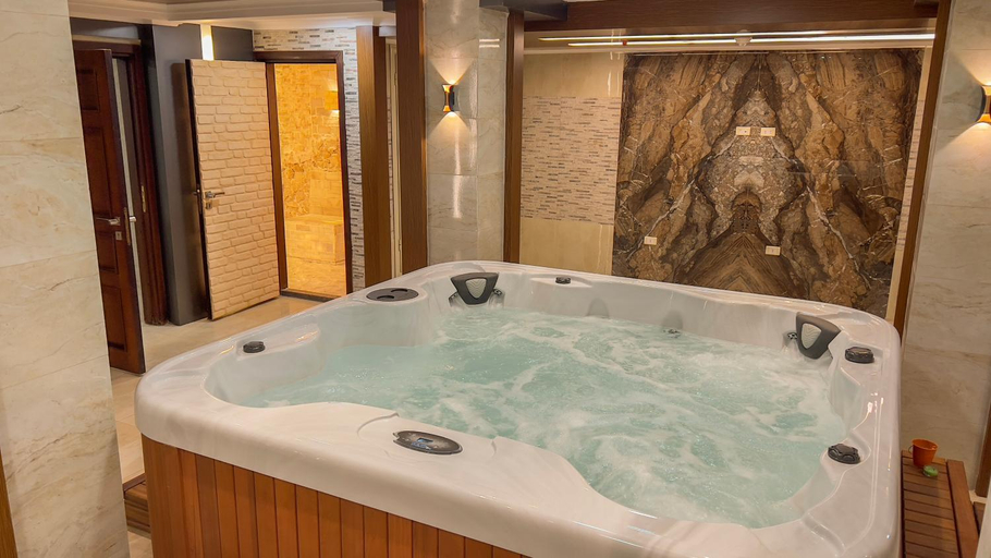 Bathroom 4, Helnan Palace Hotel - Adults Only, Al-Muntazah