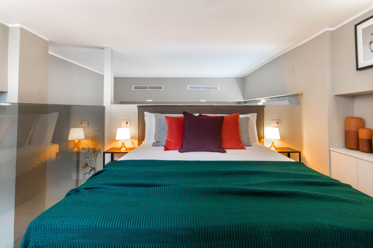 Room 4, JOIVY Gorgeous Loft For 4 Near Arco Della Pace, Milano