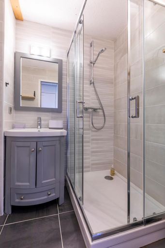 Bathroom 2, Residence Le Necou - Les Menuires, Savoie