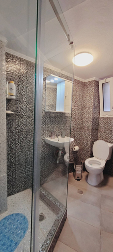 Bathroom 3, Modern Equipped Studio in Heraklion, Crete