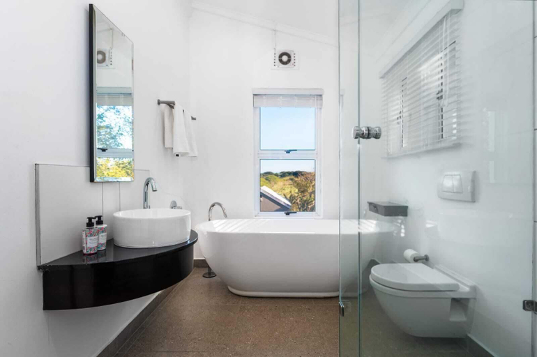 Bathroom 3, Prince's Grant Golf Estate, iLembe