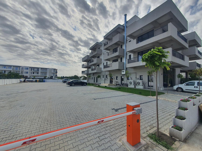 Exterior & Views 1, Grey Residence Apartments, Tunari