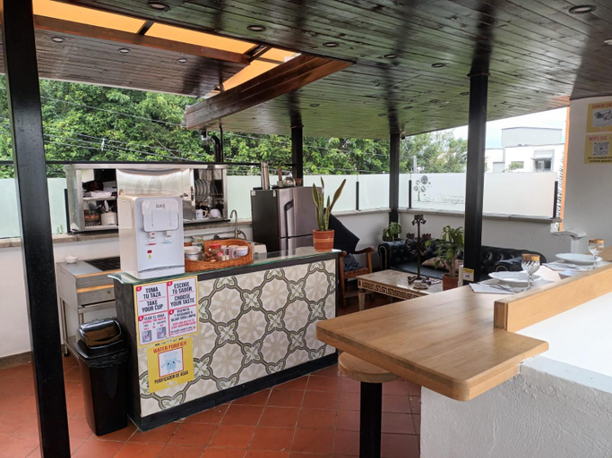 Food & Drinks 3, Casa Los Naranjos Hostal, Medellín