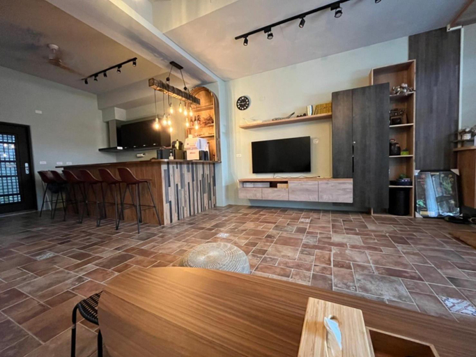 Others 4, Lily's House, Nantou