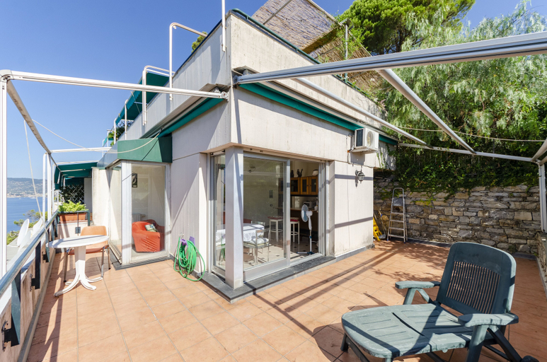 Exterior & Views 2, JOIVY Flat W/Terrace & Sea View, Genova