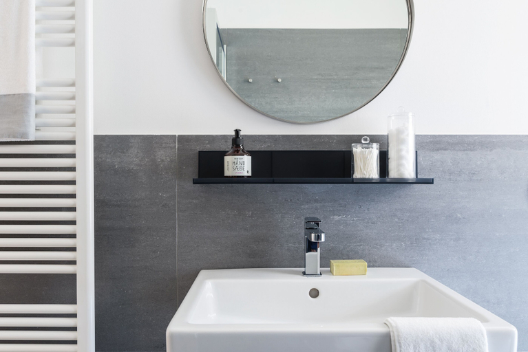 Bathroom 3, JOIVY Stylish 1-Bedroom Flat, Milano