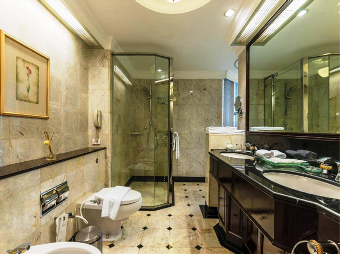 Bathroom 5