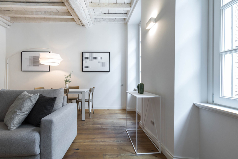 Others 5, JOIVY Fulcorina Spiga Modern flat next to the Duomo, Milano