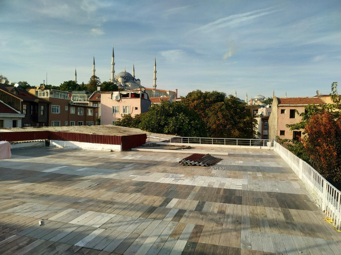 Others 5, Magellan Apartments, Fatih