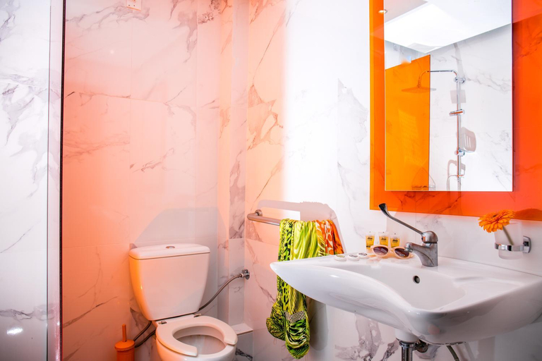 Bathroom 4, Hotel Potos, East Macedonia and Thrace