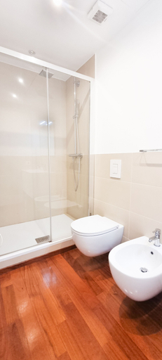 Bathroom 4, JOIVY Superb Flat, 2 Balconies & Skyscrapers View, Milano