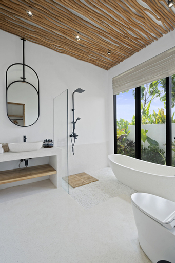 Bathroom 7