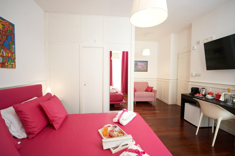 Others 5, B&B Milleduecento Luxury Room, Salerno