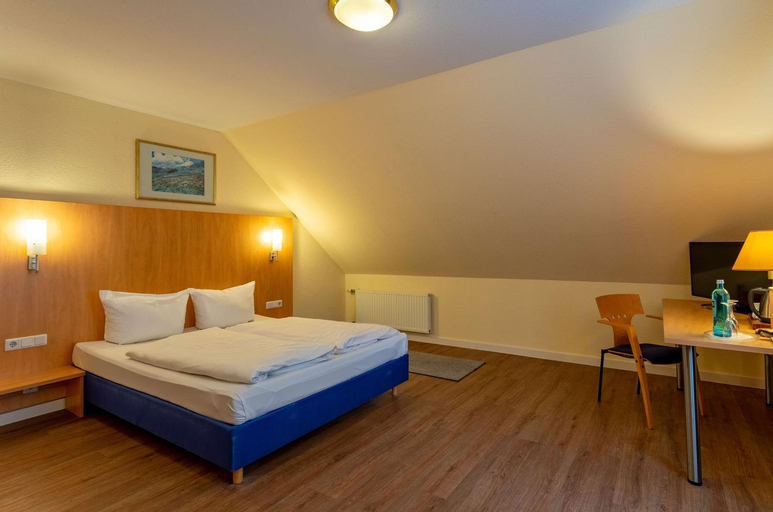 Bedroom 10