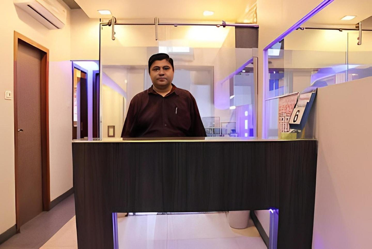 Public Area 2, Apollo Guest House – Colaba Causeway, Mumbai City