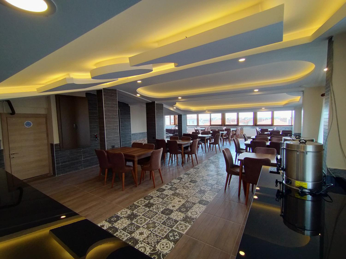 Food & Drinks 3, Palmiye Royale Palace , Merkez