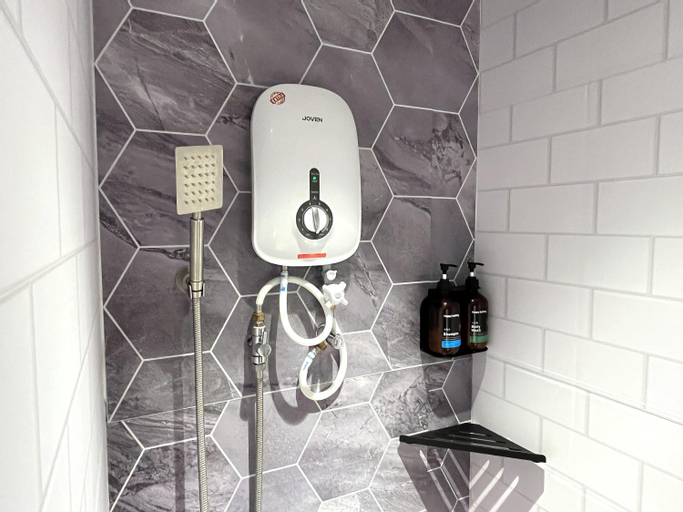 Bathroom 26