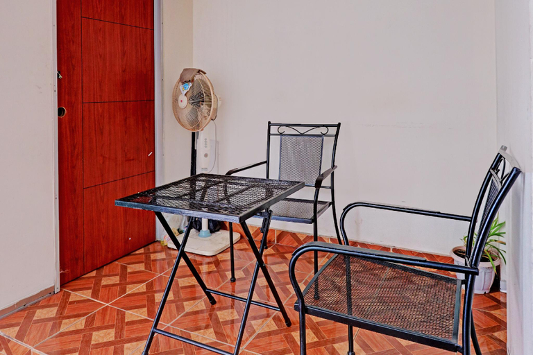 Others 3, OYO 92553 Caitlin Homestay, Batam
