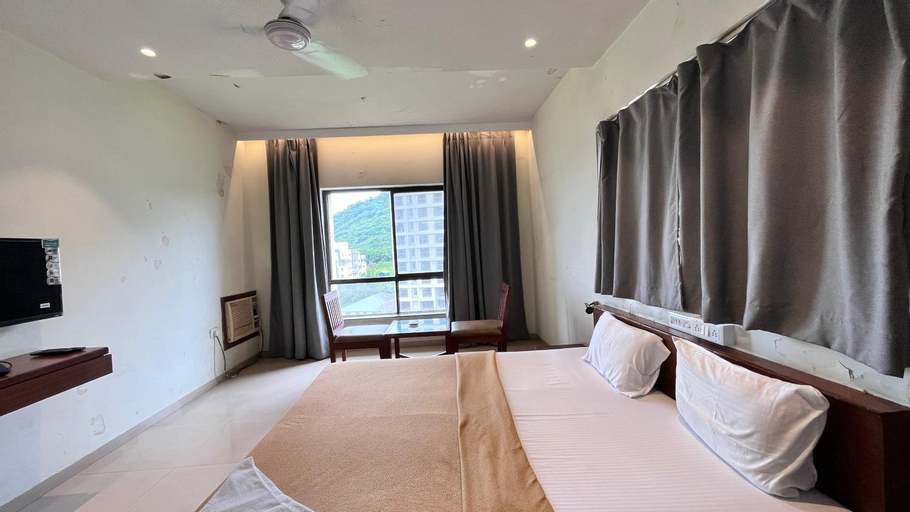 Bedroom 12