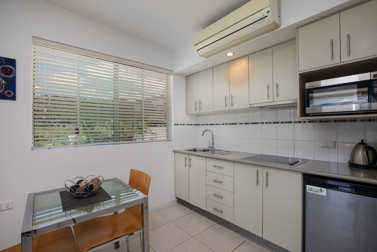 Others 4, Waterview Airlie Beach, Whitsunday