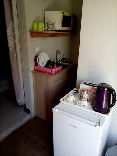 Others 5, Wolmar Beach Suite, Black River