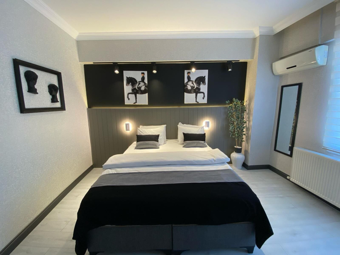 Bedroom 3, Koc Hotel, Karasu