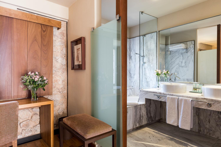 Bathroom 3, Parador de Alarcon, Cuenca