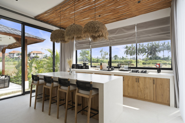 Dining Room 20