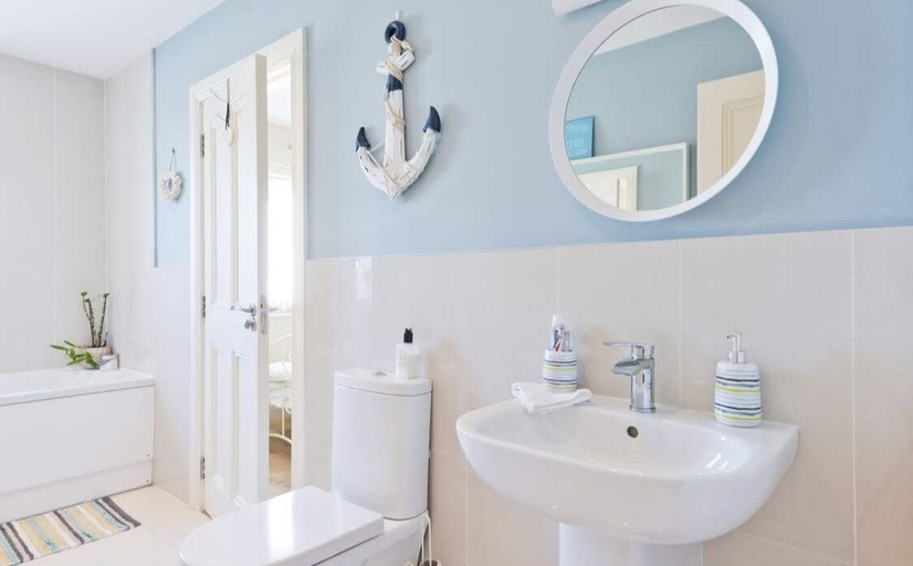Bathroom 4, Modern Homestay Room near Dublin Airport, Dublin