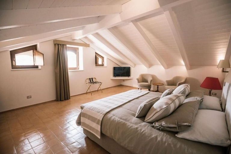 Bedroom 4, Giardini Calce Luxury Rooms, Salerno