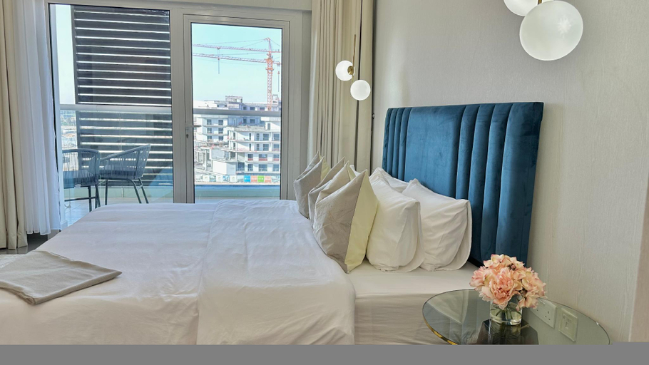 Bedroom 2, Luxury Suite In Masdar City, Abu Dhabi City