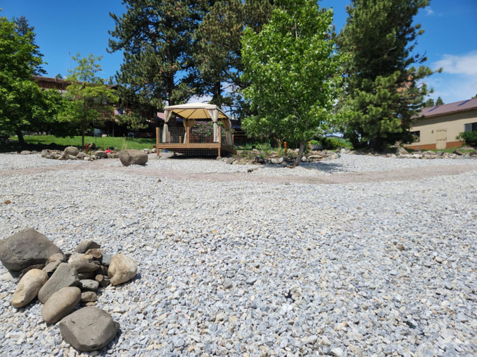 Others 3, Whitebird Summit BNB, Idaho