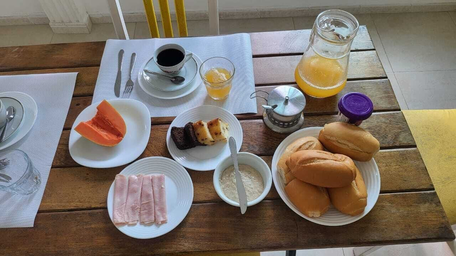 Food & Drinks, pousada pe na  areia, Rio das Ostras