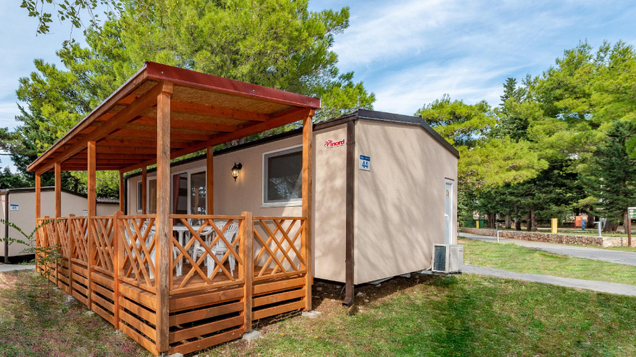 Others 5, Camping Paklenica, Starigrad