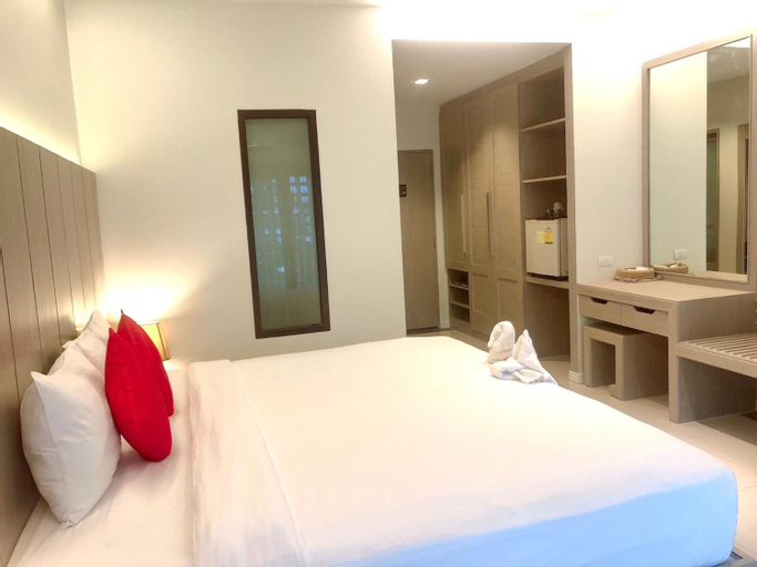 Bedroom 8