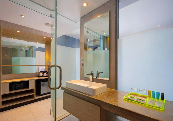 Bathroom 10