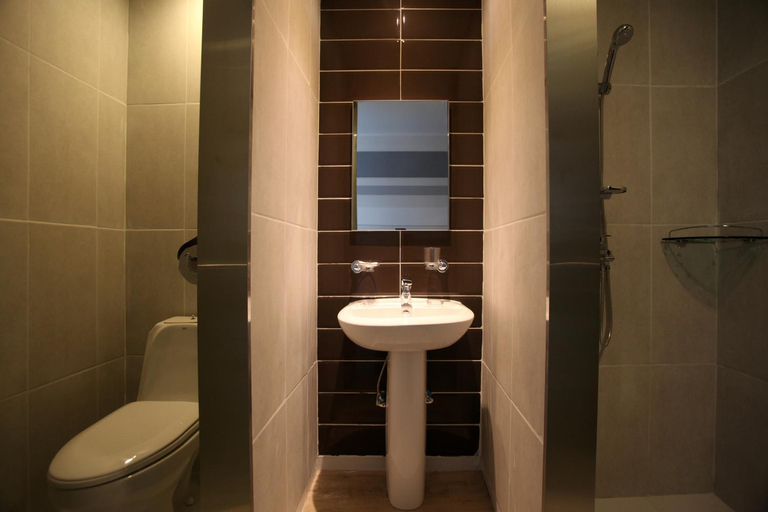 Bathroom 5