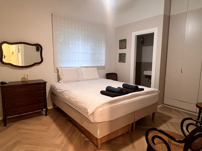 Bedroom 2, Exquisite Home on Rothschild by FeelHome