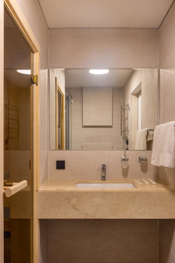 Bathroom 4, Qazaq Auyl, Almaty