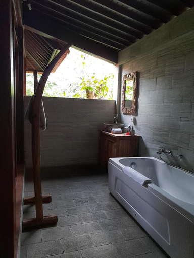 Bathroom 2, Secluded Jungle Villa Ubud, Gianyar