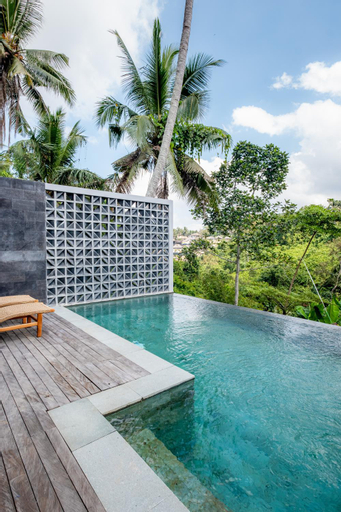 Swimming Pool 8