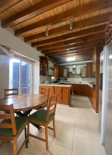 4, The Family Nest - Traditional Serenity