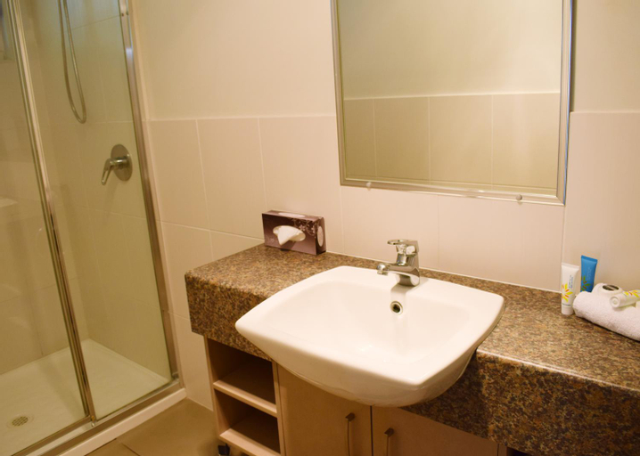 Bathroom 11