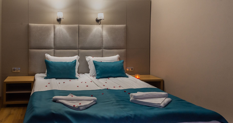 Bedroom 2, Vemara City Apart Hotel, Varna