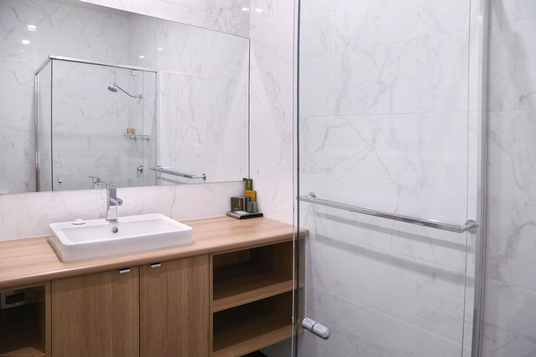 Bathroom 5