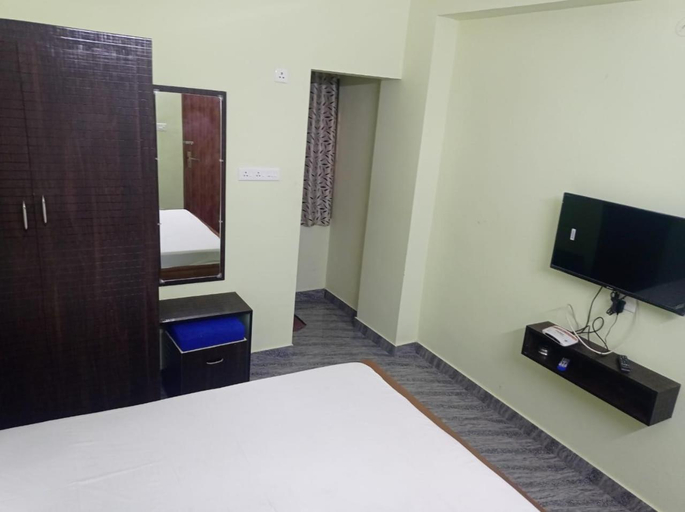 Others 3, Hotel Sv Inn, Thanjavur